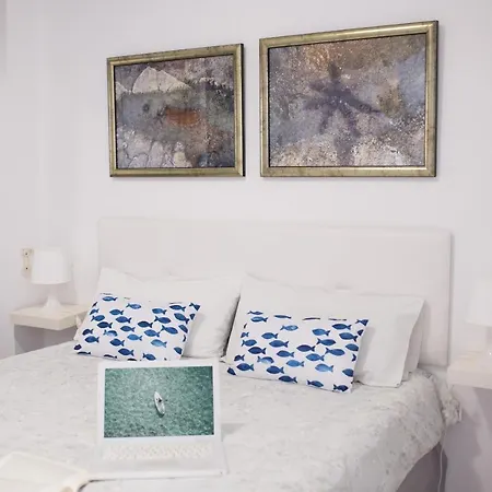 Flatguest Urban Canteras 2 *